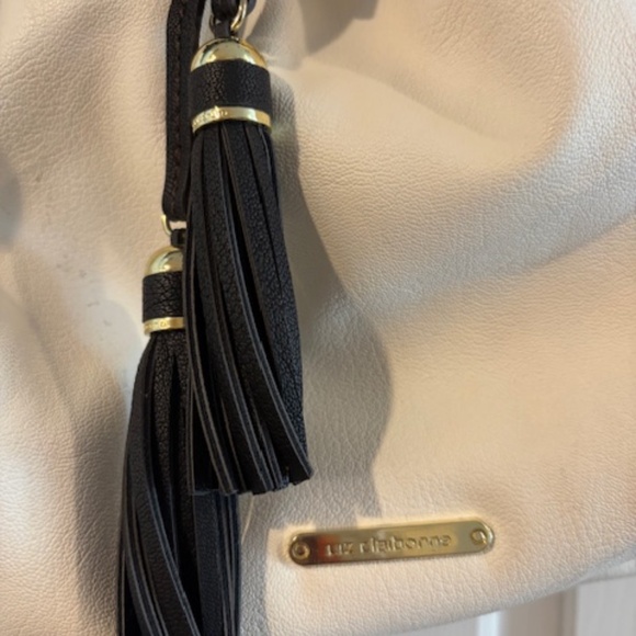 Liz Claiborne Black & off white Satchel Handbag- NEW - Picture 3 of 4